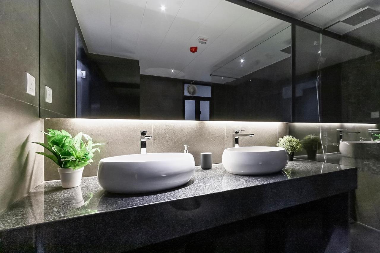 Apartemen Les Barons