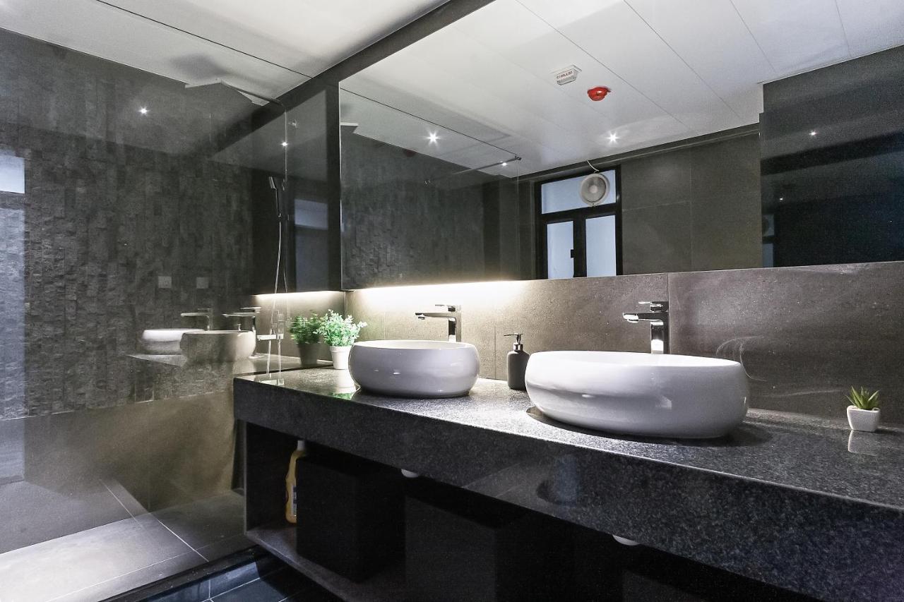 Les Barons Apartemen Hong Kong